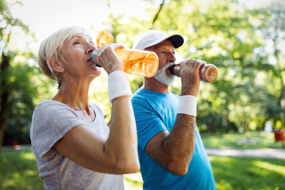 Senior-Couple-Drinking-Water-Franklin-Park-Senior-Living
