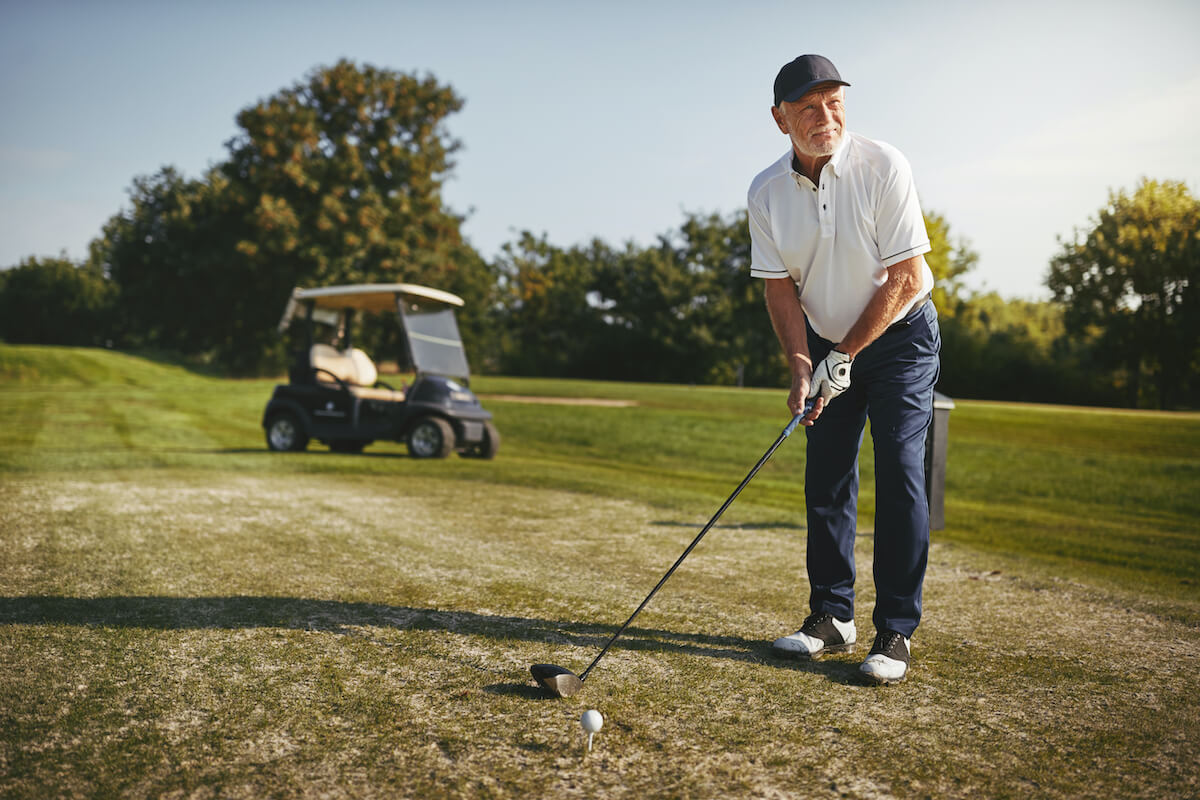 Senior-Man-Golfing_Franklin-Park