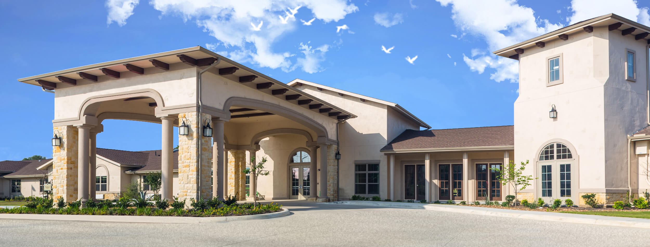 boerne-exterior-2100x800-1